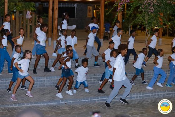 𝗘𝗡𝗖𝗘𝗥𝗥𝗔𝗠𝗘𝗡𝗧𝗢 𝗗𝗔 𝟭𝟬.ª 𝗘𝗗𝗜ÇÃ𝗢 𝗗𝗔 𝗖𝗢𝗟Ó𝗡𝗜𝗔 𝗗𝗘 𝗙É𝗥𝗜𝗔𝗦