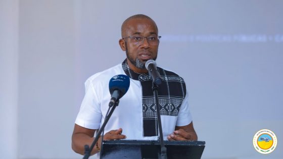 CMBV COLOCA OS CUIDADORES E A PESSOA IDOSA NO CENTRO DO DEBATE